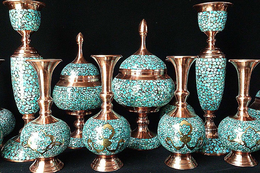 فیروزه‌ کوبی نماد هنرهای دستی ایران